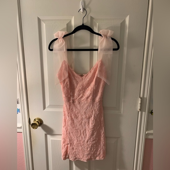Pink sequin homecoming dress - Picture 1 of 3